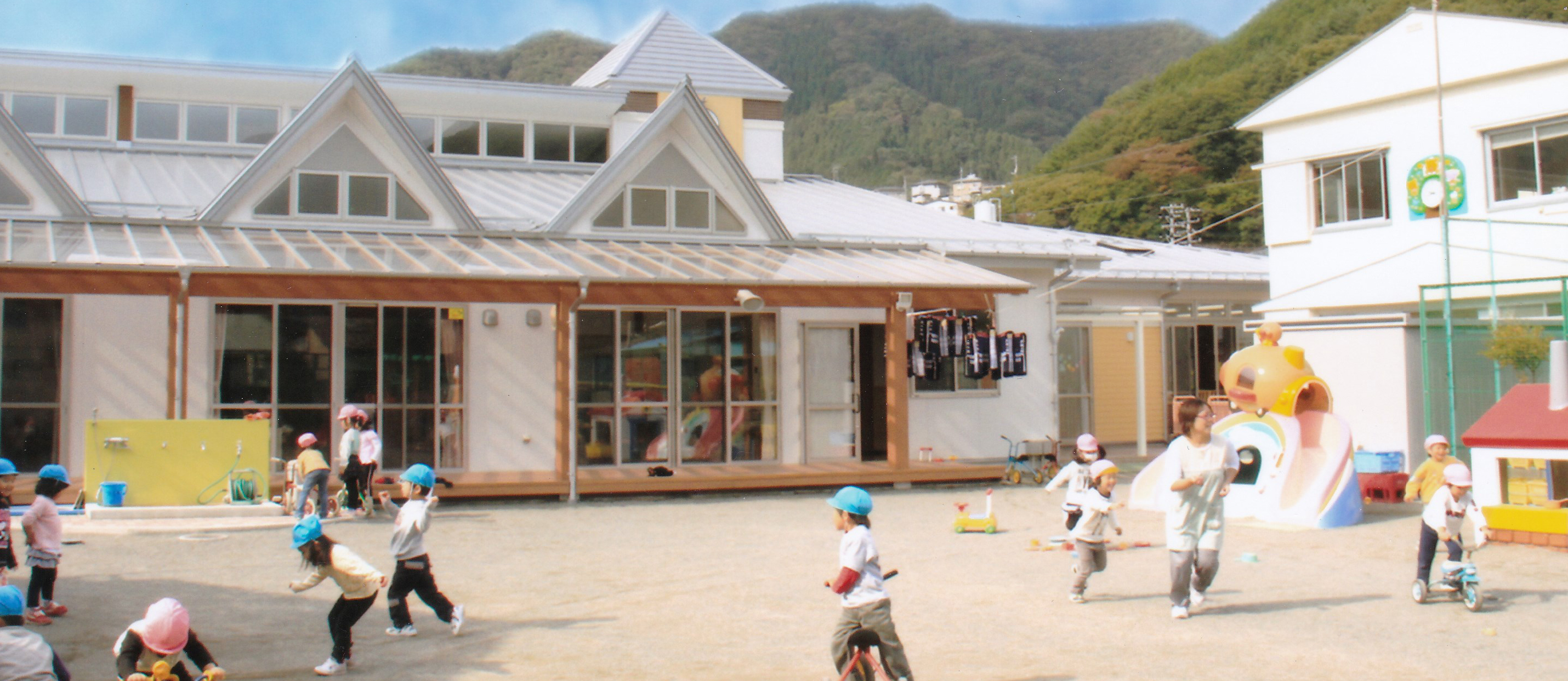 中妻子供の家保育園